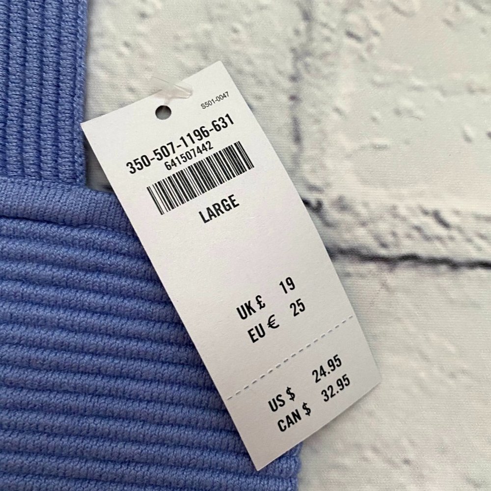 Hollister Ribbed Square-Neck Crop Tank - Picture 4 of 8